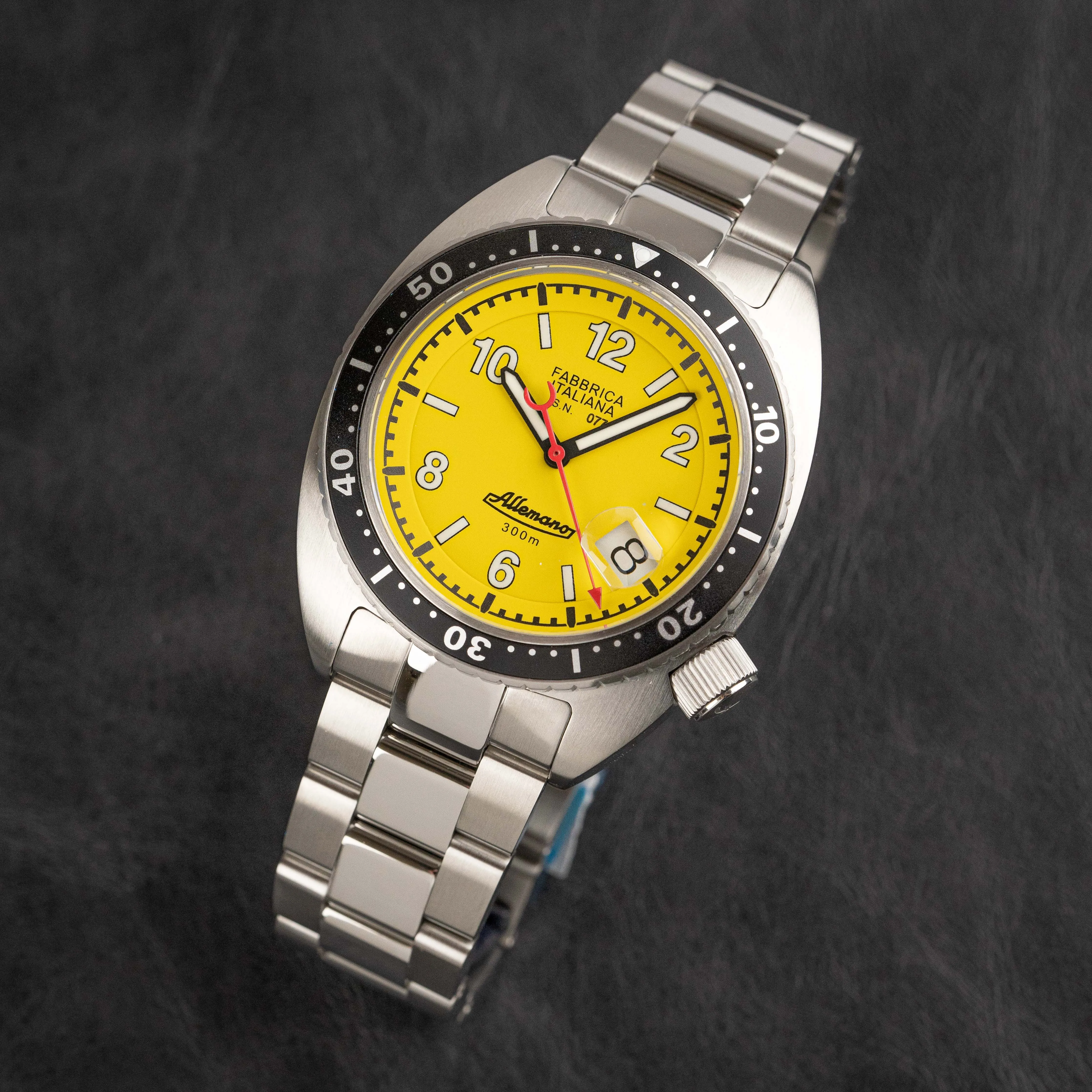 Allemano 1973 Shark Men's Yellow Watch SH-A-1973-P-Y-DP