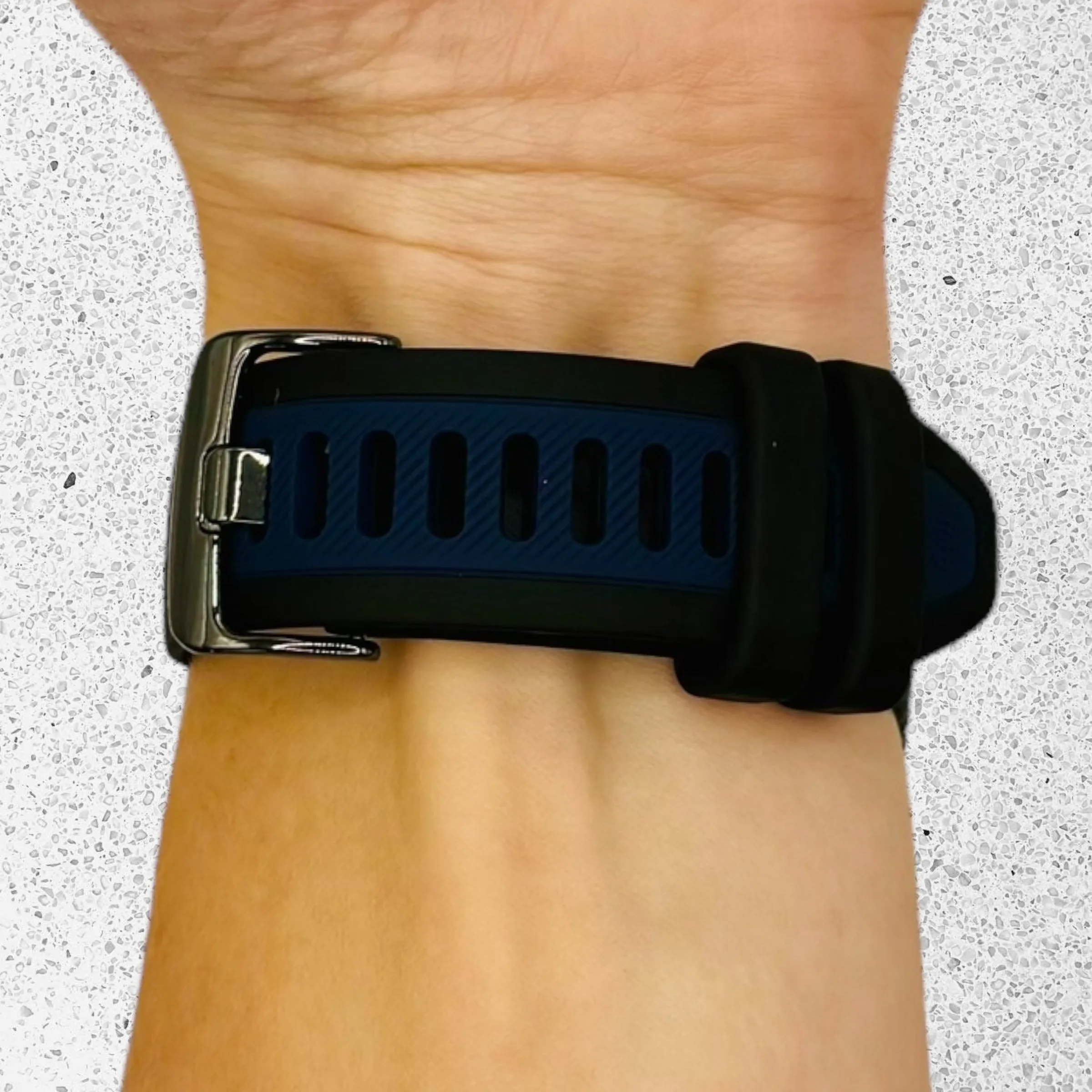 Fitbit Versa 4 Dual Colour Silicone Watch Straps